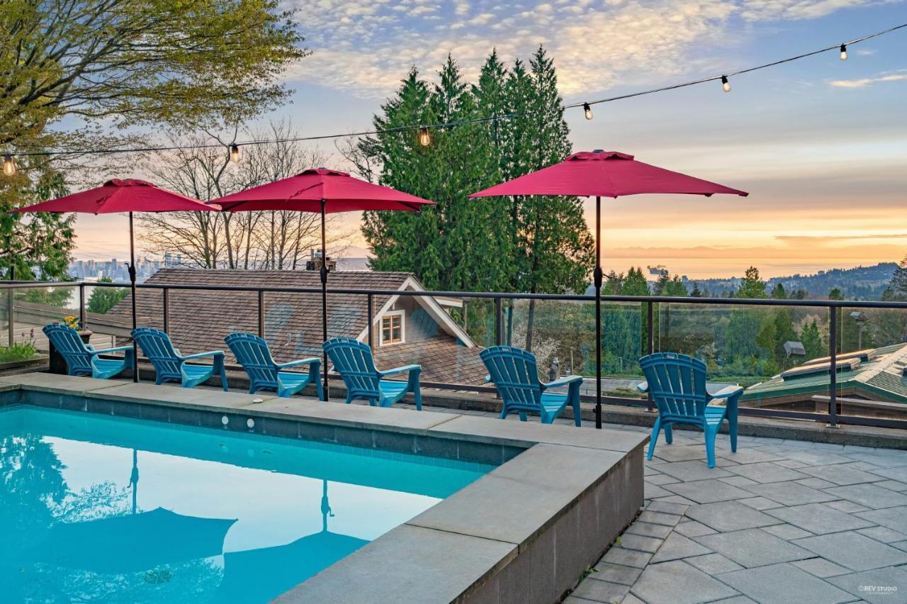 Seymour Private Bedroom, Ensuite Bathroom With Shared Pool, Hot Tub With Views Норт-Ванкувер Екстер'єр фото